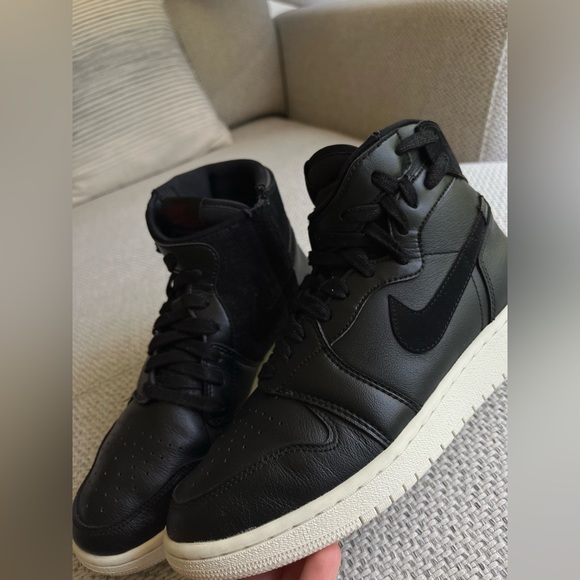 Wmns Air Jordan 1 Rebel XX 'Black - Picture 4 of 7